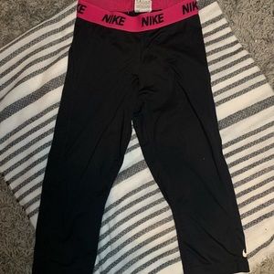 Black Nike Pro Dri-Fit Capris Crop Leggings Pink Detail Size Medium
